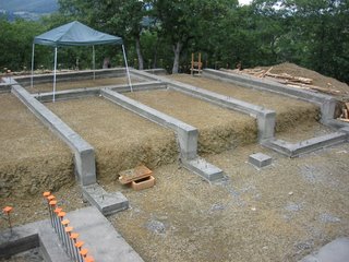 concrete footings for straw bale house